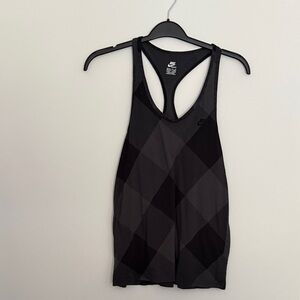 Nike Women's Charcoal and Black Tank Top